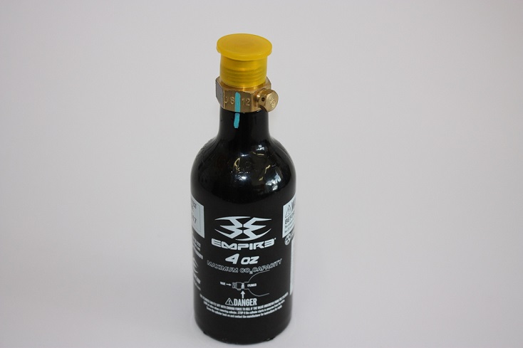 CO2-Paintball-Canister-4oz-01