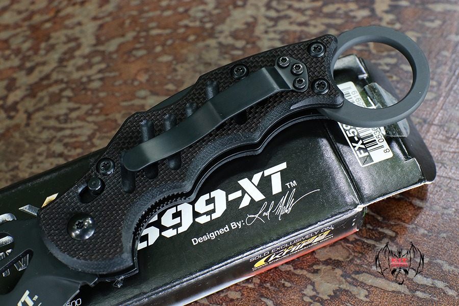 zb.jpg Karambit